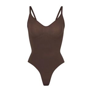 SKIMS Seamless Sculpt Thong Bodysuit Cocoa XS